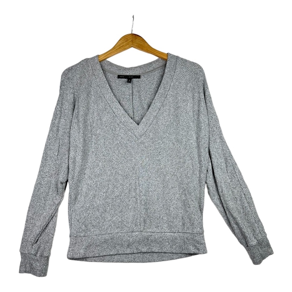 White‎ House Black Market Gray V Neck Sweater Size Medium